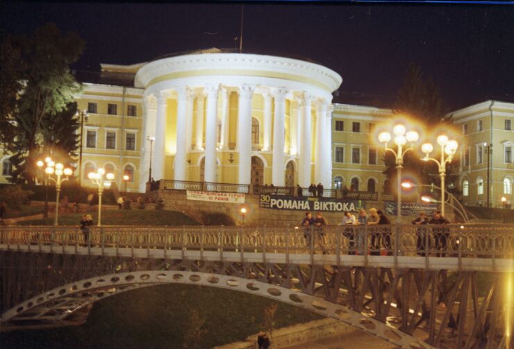 10-w_2002-200495.jpg